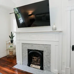 Oglethorpe Apartment